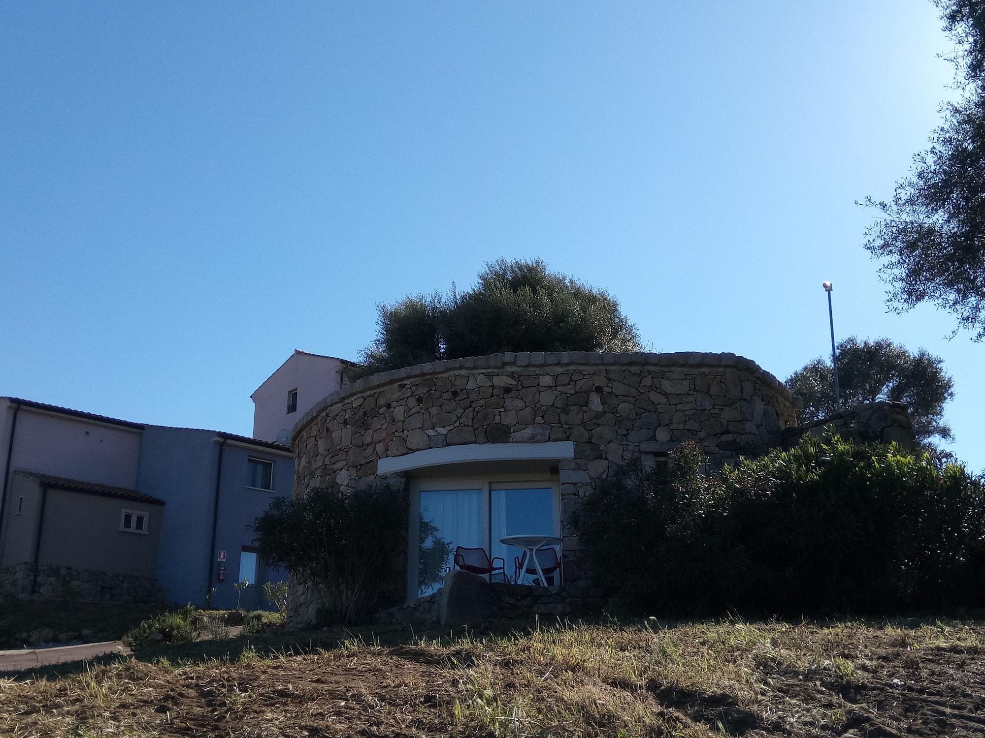 Maison d'hôtes Liscia Country Relais à Sant'Antonio di Gallura Extérieur photo