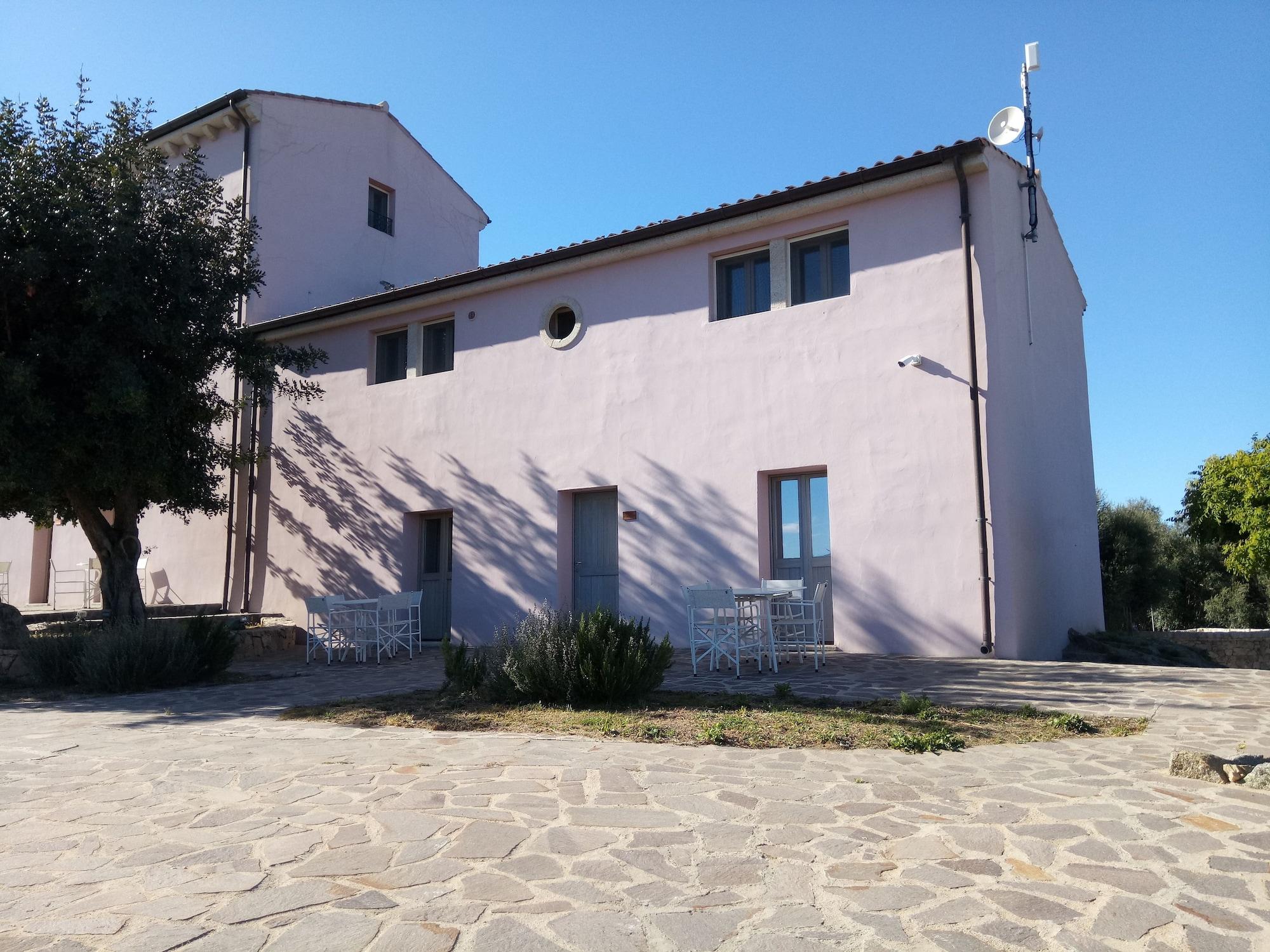 Maison d'hôtes Liscia Country Relais à Sant'Antonio di Gallura Extérieur photo