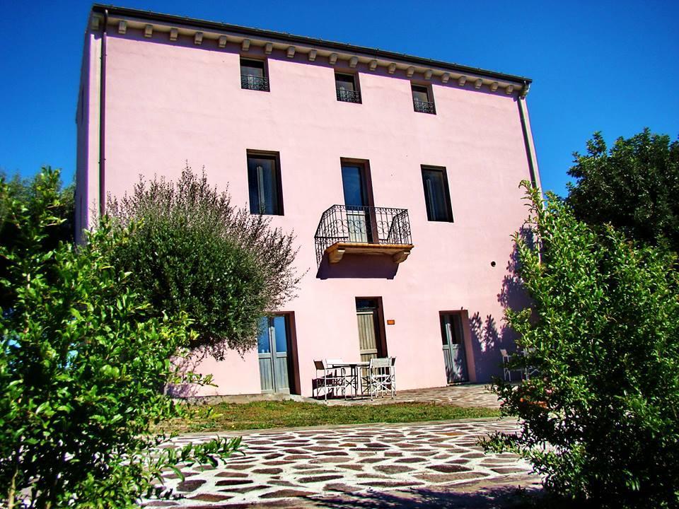 Maison d'hôtes Liscia Country Relais à Sant'Antonio di Gallura Extérieur photo