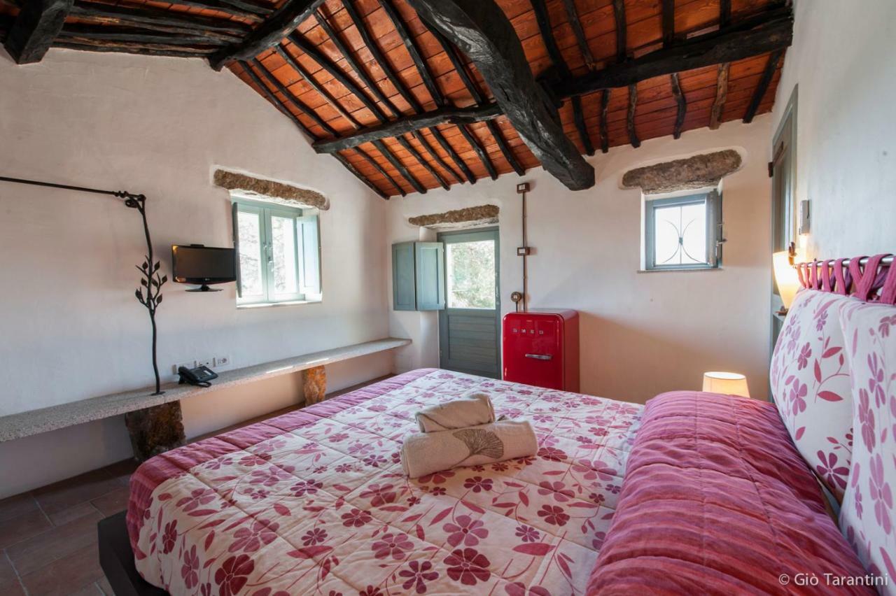 Maison d'hôtes Liscia Country Relais à Sant'Antonio di Gallura Extérieur photo