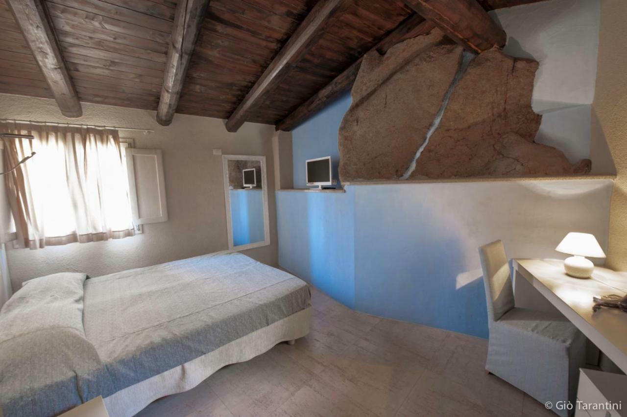 Maison d'hôtes Liscia Country Relais à Sant'Antonio di Gallura Extérieur photo