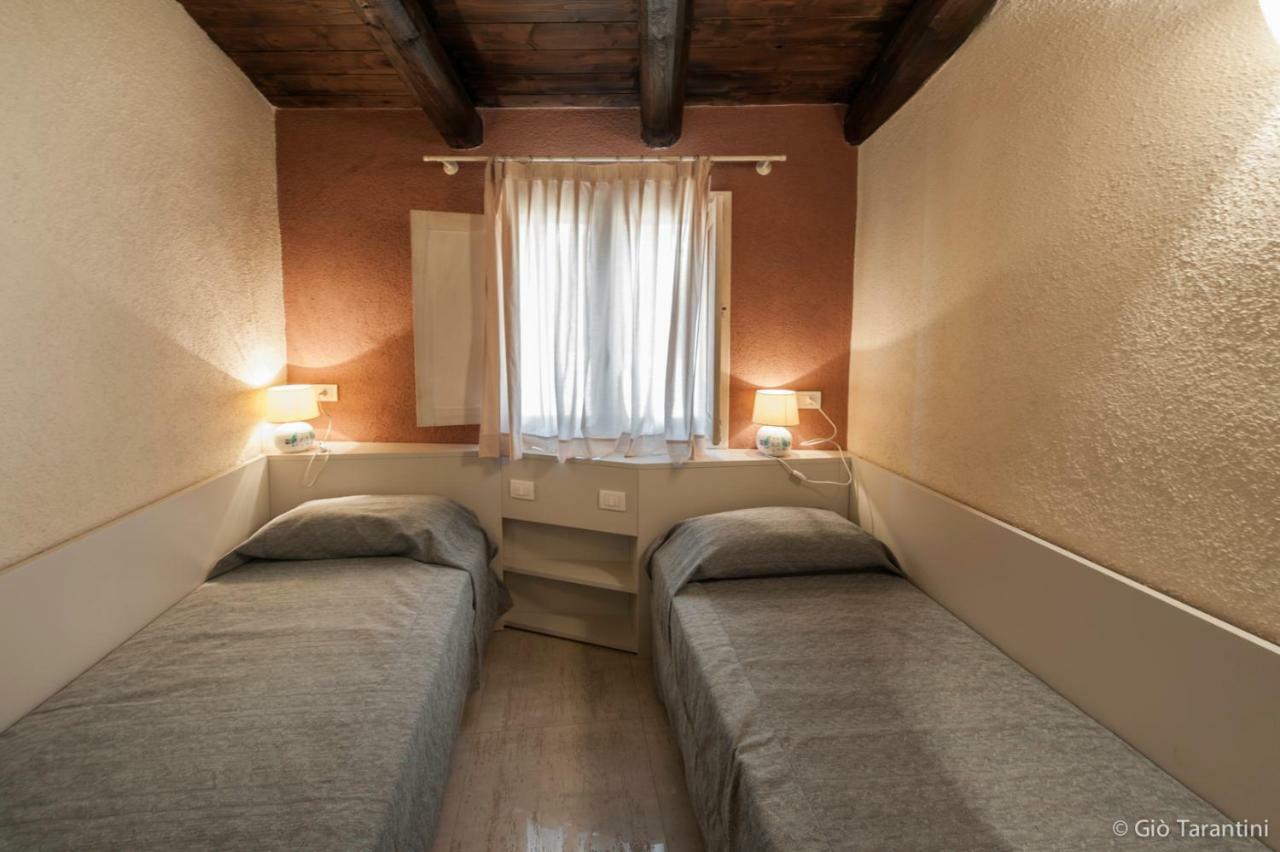 Maison d'hôtes Liscia Country Relais à Sant'Antonio di Gallura Extérieur photo